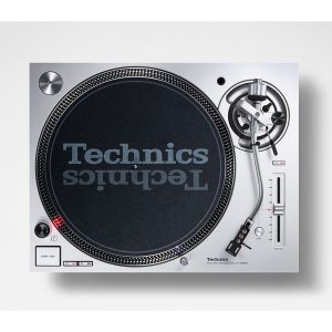 Premium DJ Turntable gramofon. SL-1200MK7 Direct Drive Turntable sistem. Legendarni model gramofona u svojoj sedmoj generaciji.