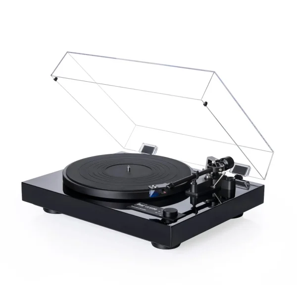 Turntable gramofon, direct drive pogon, Ortofon 2M Blue zvučnica, MM Phono predpojačalo, Line i Phono out izlazi, aluminijumski tanjir, ravna alu ručka gimbal montaža sa pivot kugličnim ležajevima, MDF baza sa poboljšanim prigušenjem vibracija i rezonanci. Prodaja Artist d.o.o. Banja Luka, Sarajevo, Doboj - Bosna i Hercegovina