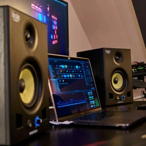 Hercules Monitor 5 aktivni studijski monitori u paru sa 5" wooferima i 80W snage. Prodaja Artist d.o.o. Banja Luka, Sarajevo.