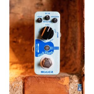 Mooer Baby Water Acoustic Guitar Delay i Chorus pedala