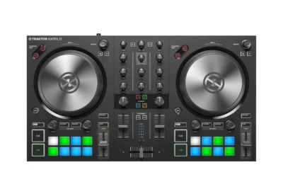 TRAKTOR KONTROL S2 MK3 DJ kontroler sa mikserom, padovima i softverom – kompletno rješenje za klub ili kućni studio. Prodaja Artist d.o.o. Banja Luka, Sarajevo, Doboj.