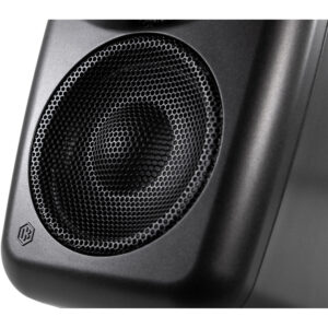 IK Multimedia iLoud MTM MKII kompaktni studijski monitori s ARC DSP kalibracijom, 100W Class-D pojačalom i preciznim zvukom. Prodaja Artist d.o.o. Banja Luka, Sarajevo, Doboj