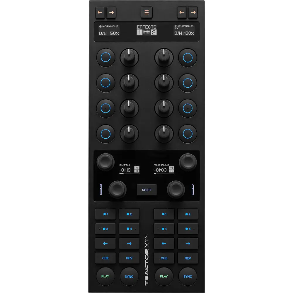 TRAKTOR X1 MK3 DJ kontroler sa OLED displejima, RGB osvjetljenjem, USB hubom i Traktor Pro seftverom. Prodaja Artist d.o.o. Banja Luka, Sarajevo, Doboj.