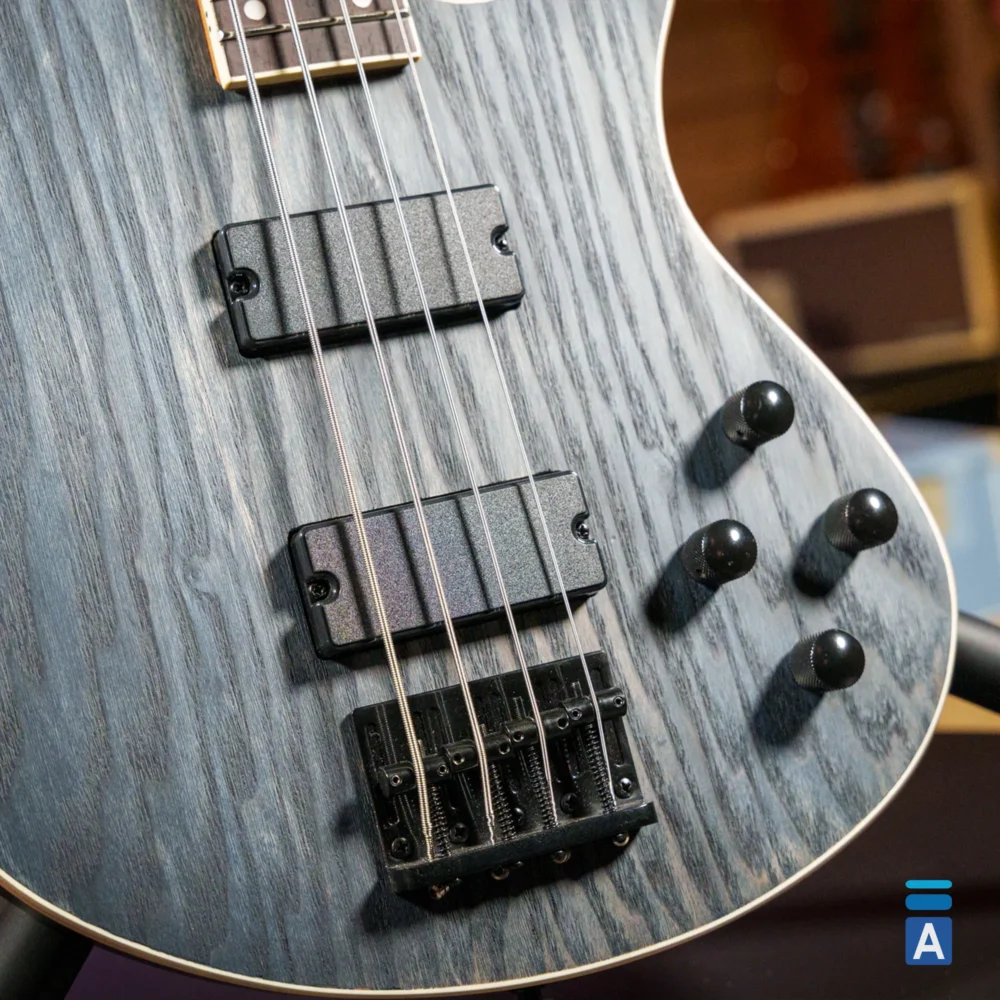 Schecter C-4 STANDARD Charcoal Satin bass gitara. Prodaja Artist d.o.o. Banja Luka, Sarajevo.