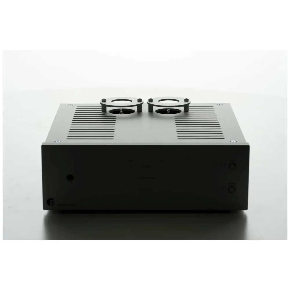 Pro-Ject Amp Box RS2 stereo pojačalo sa AB klasom i cijevnim ulazom – kompaktan dizajn, velika snaga i audiofilska preciznost. Prodaja Artist d.o.o. Banja Luka, Sarajevo.