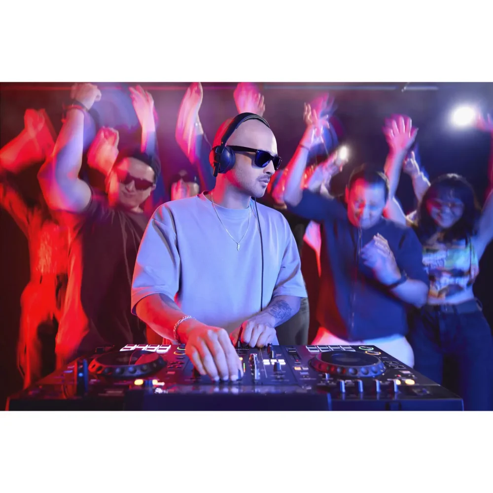 RODE NTH-50 on-ear slušalice zatvorenog tipa, dizajnirane za profesionalce u produkciji i monitoringu – crni model sa spiralnim kablom. Prodaja Artist d.o.o. Banja Luka, Sarajevo, Doboj