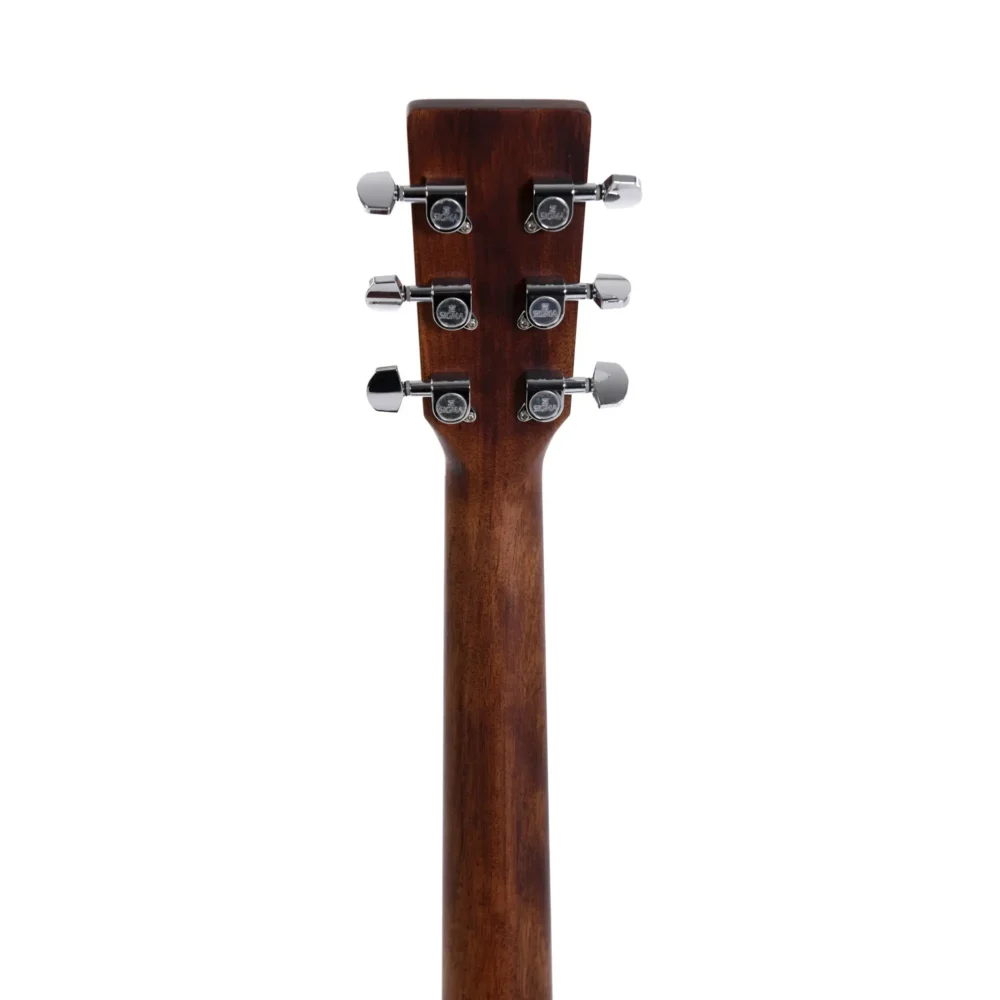 Sigma SDM-STE dreadnought gitara od punog drveta sa Fishman Presys II elektronikom i futrolom. Prodaja Artist d.o.o. Banja Luka, Sarajevo, Doboj