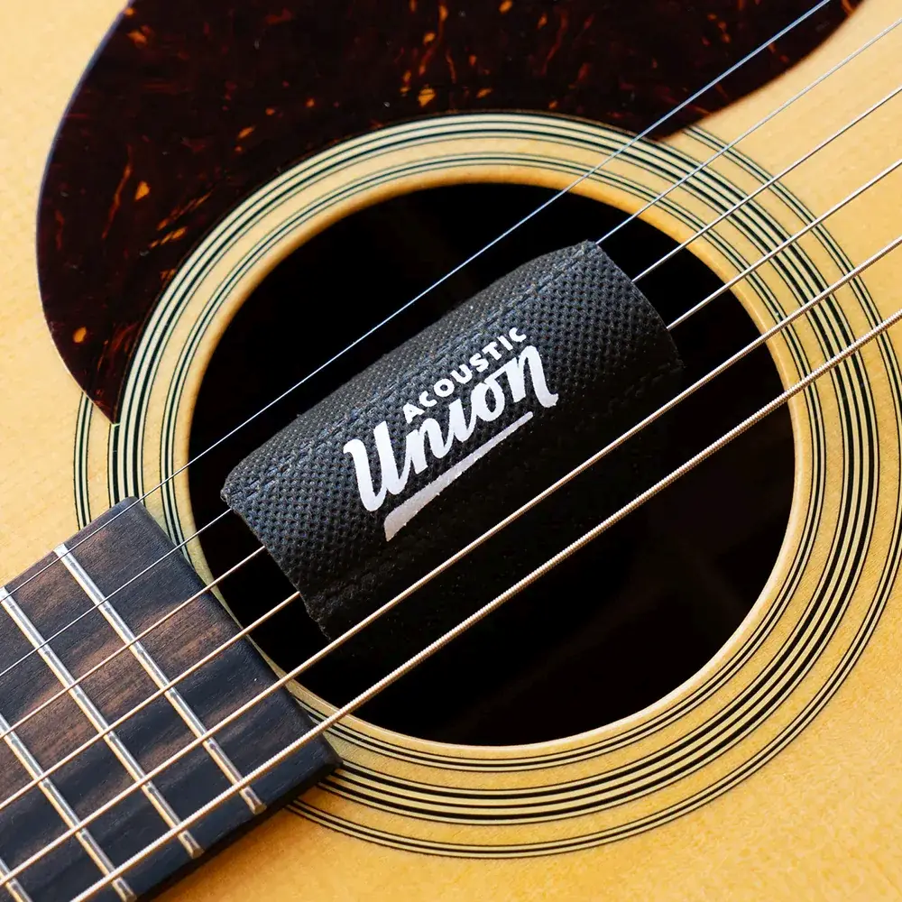 Acoustic Union Dual Moist sistem za automatsku kontrolu vlažnosti u kutiji za gitaru, sa dvostrukim ulošcima za maksimalnu zaštitu. Prodaja Artist d.o.o. Banja Luka, Sarajevo