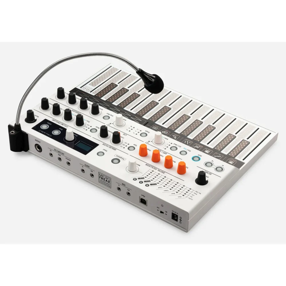 Arturia MicroFreak Vocoder hibridni sintetizator sa 16-band vokoderom i gooseneck mikrofonom, bijele boje. Prodaja Artist d.o.o. Banja Luka, Sarajevo.