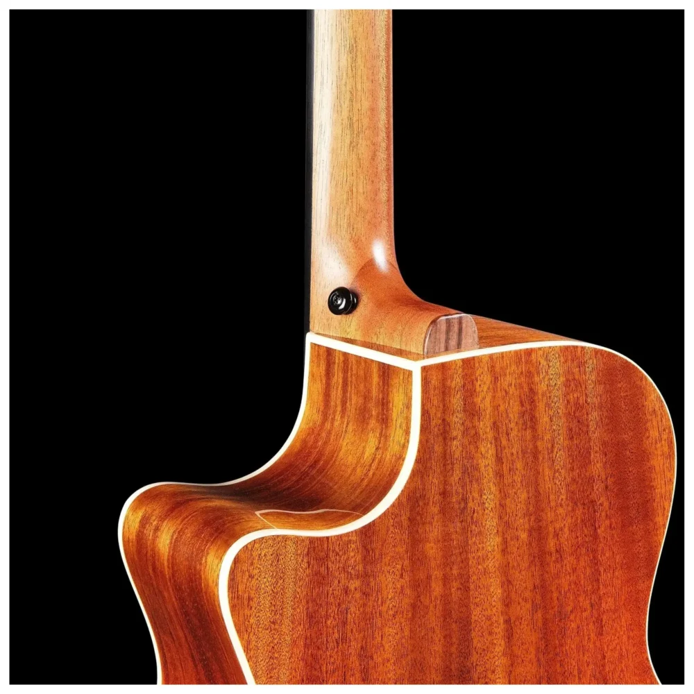 Enya EGA-Q1M/EQ akustična gitara Grand Auditorium oblika sa Transacoustic efektima, čvrstim smrekovim topom i gig torbom. Prodaja Artist d.o.o. Banja Luka, Sarajevo