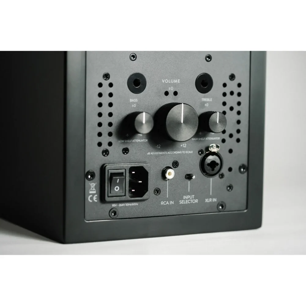 HEDD TYPE 07 A-Core studijski monitor sa 7-inčnim wooferom i AMT tweeterom, analogna obrada zvuka i širok frekvencijski odziv. Prodaja Artist d.o.o. Banja Luka, Sarajevo.