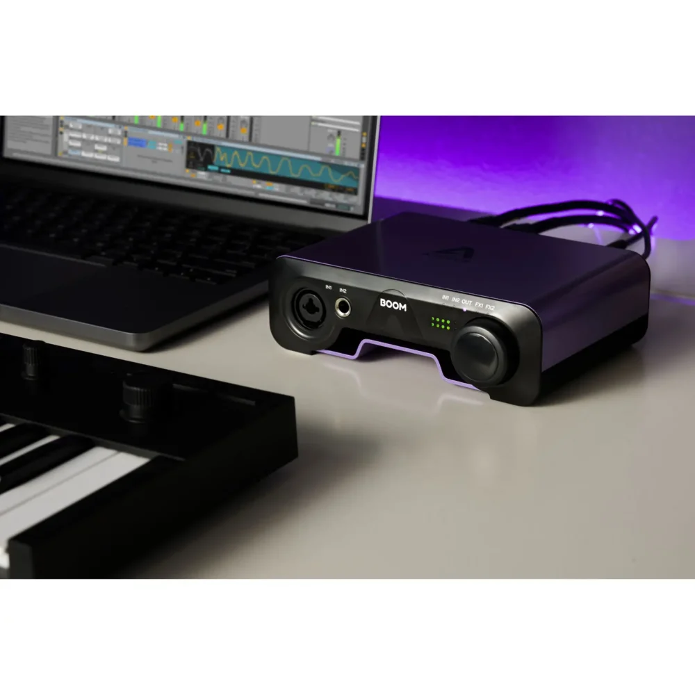 Apogee BOOM USB-C audio interfejs sa ugrađenim DSP efektima i Loopback funkcijom za streaming i snimanje – Prodaja Artist d.o.o. Banja Luka, Sarajevo.
