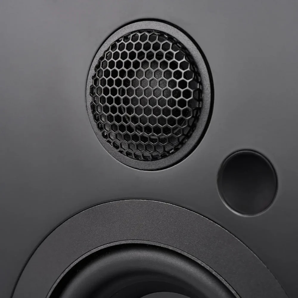 Argon Audio STUDIE 3 aktivni desktop zvučnici sa Bluetooth, USB-C i optičkim ulazom u crnoj boji. Prodaja Artist d.o.o. Banja Luka, Sarajevo