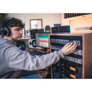 Audient iD48 USB-C audio interfejs sa 8 mikrofonskih preampa i 32 izlaza za profesionalni studio Prodaja Artist d.o.o. Banja Luka Sarajevo