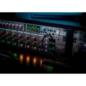 SSL 18 USB audio interfejs sa 26 ulaza i 28 izlaza, prikaz prednje i zadnje strane uređaja, visoko kvalitetna rack jedinica za profesionalnu studijsku upotrebu. Prodaja Artist d.o.o. Banja Luka, Sarajevo.
