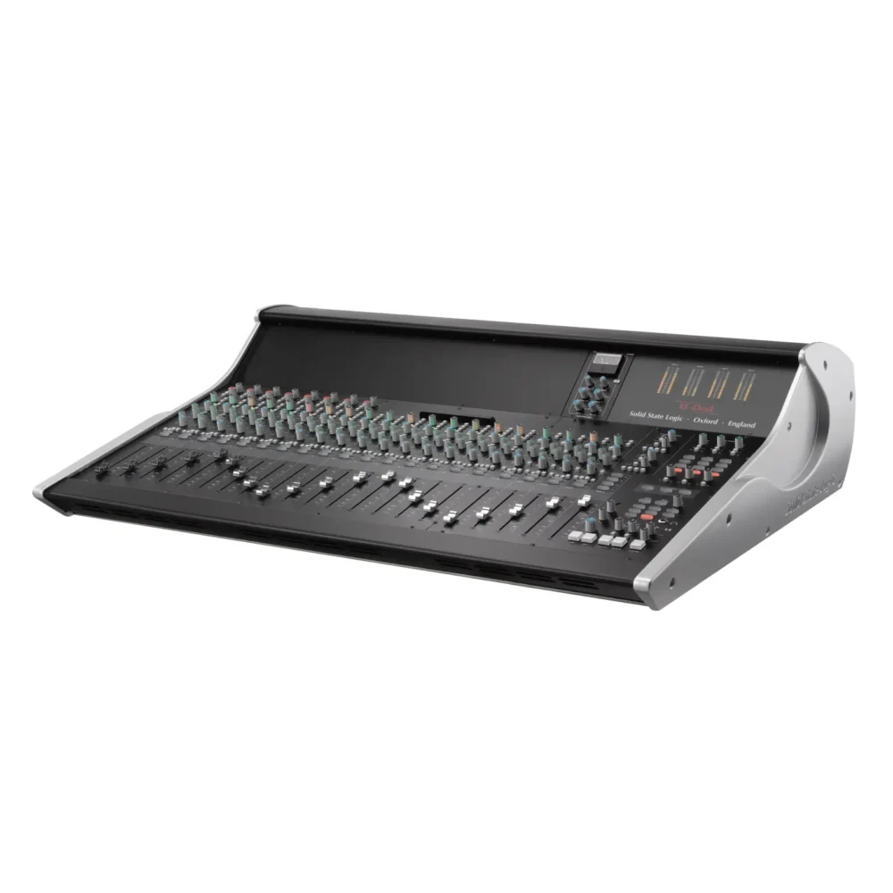 SSL XL-Desk analogna mikseta sa 18 fadera, 8 SuperAnalogue preampa i 500-serijskim slotovima za studijsku upotrebu. Prodaja Artist d.o.o. Banja Luka, Sarajevo
