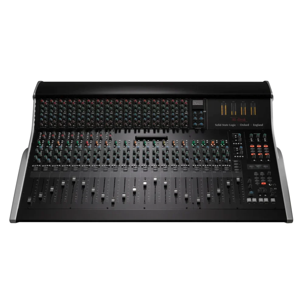 SSL XL-Desk analogna mikseta sa 18 fadera, 8 SuperAnalogue preampa i 500-serijskim slotovima za studijsku upotrebu. Prodaja Artist d.o.o. Banja Luka, Sarajevo
