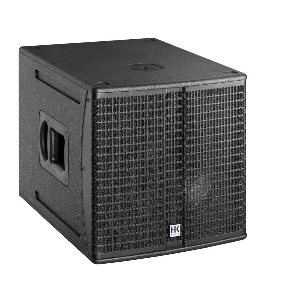 HK Audio LINEAR SUB 1500 A aktivni 15-inčni subwoofer u crnom kućištu, namijenjen za profesionalnu upotrebu sa LINEAR i ELEMENTS sistemima. Prodaja Artist d.o.o. Banja Luka, Sarajevo.