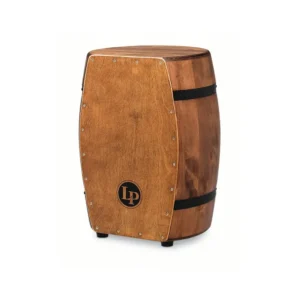 LP Whiskey Barrel Cajon od New Zealand Pine sa profesionalnim tonom i whiskey barrel dizajnom. Prodaja Artist d.o.o. prodavnice Banja Luka, Sarajevo.