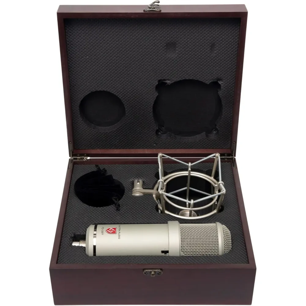 Atlantis FC-387 kombinuje tri mikrofona u jednom tijelu, nudeći svestranost i zvučnu superiornost za vokale, akustične instrumente, orkestre i moderne produkcije. Prodaja: Artist d.o.o. Banja Luka, Sarajevo
