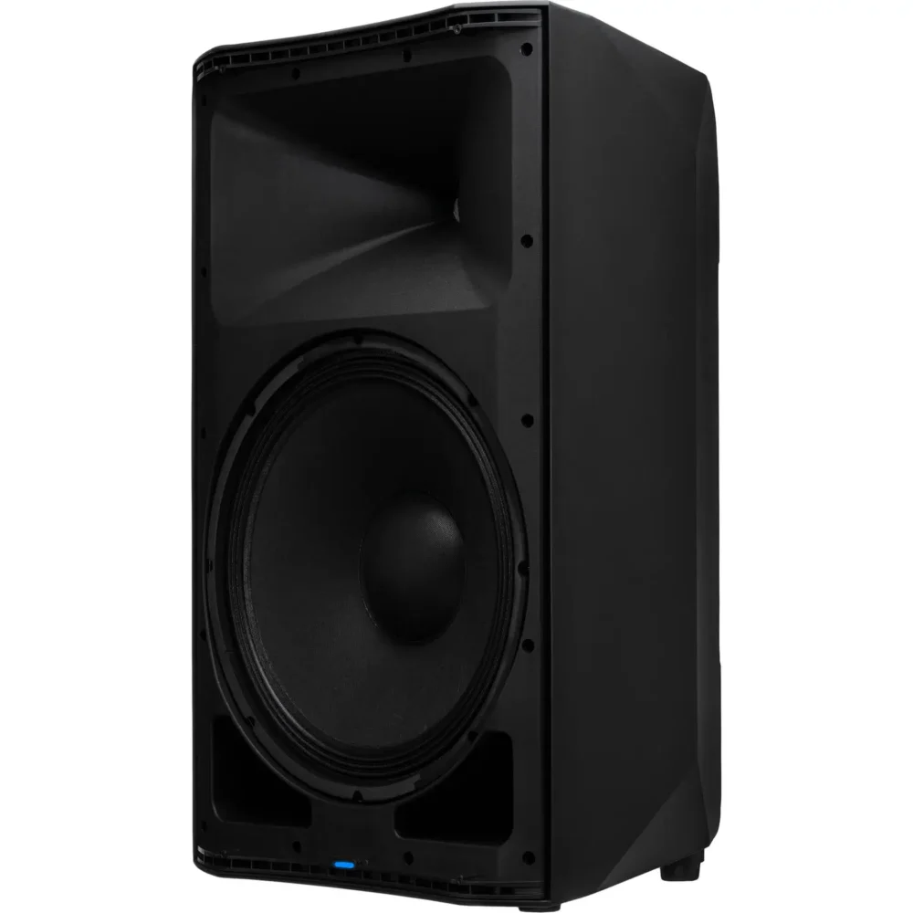 2-way aktivni zvučnik, 15" woofer, 1,35" HF kompresijski driver, 1500W Class-D, frekvencijski opseg 47–20.000 Hz, 134 dB SPL, integrisani 3-kanalni mikser, Bluetooth TWS, DSP presetovi, M10 rigging, dual-angle pole mount, lagano i izdržljivo kućište.