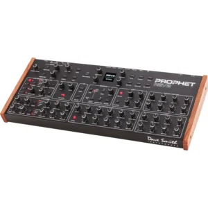 Sequential Prophet REV2-8 8-glasovni analogni polifonični synth sa step sequencerom i arpeggiatorom, idealan za profesionalnu produkciju. Prodaja Artist d.o.o. Banja Luka, Sarajevo