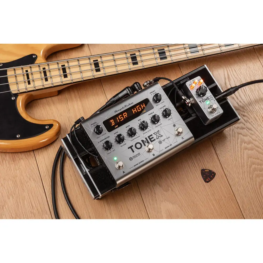 IK Multimedia TONEX Bass, bas procesor, AI modeling, bas pedala, profilisanje pojačala, USB audio interfejs, ToneNET. Prodaja u Artist d.o.o. prodavnicama Banja Luka, Sarajevo.