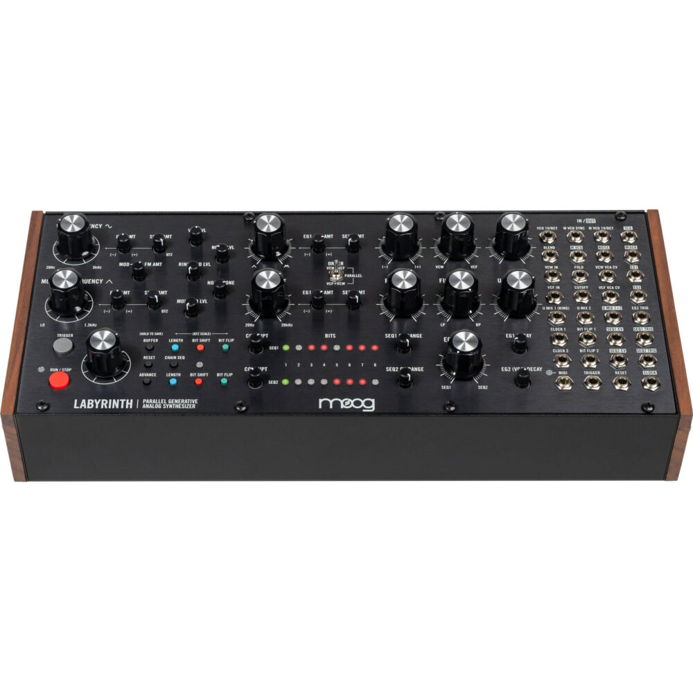 Moog Labyrinth, analogni sintejsajzer, modularni synth, Moog sekvencer, Eurorack modul, generativni sintejsajzer, polu-modularni synth. Prodaja u Artist d.o.o. prodavnicama Banja Luka, Sarajevo.