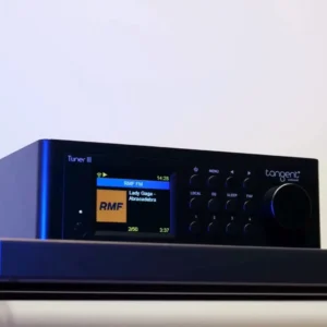 Tangent Tuner III, Tangent tjuner, internet radio tjuner, kompaktni radio prijemnik, DAB tjuner, digitalni radio prijemnik, Tangent Ampster tuner, Toslink radio tuner. Prodaja u Artist d.o.o. prodavnicama Banja Luka, Sarajevo.